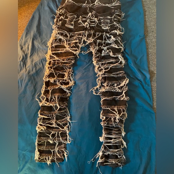 Pants - Picture 3 of 5